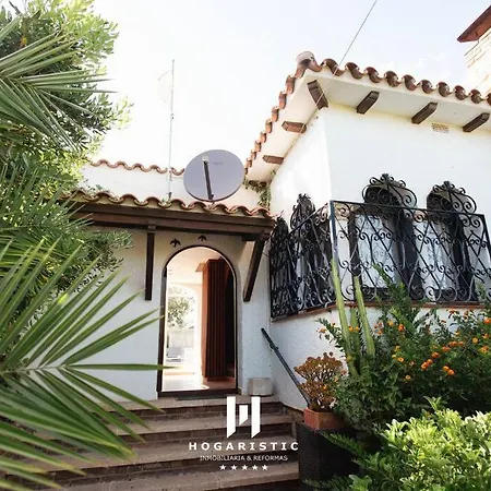 Casa En Rustical * Bonmont Terres Noves
