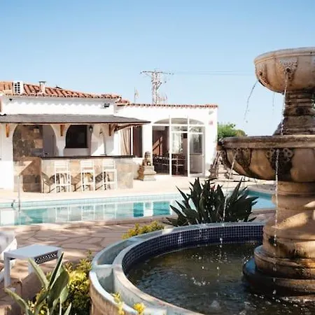 Casa En Rustical * Bonmont Terres Noves